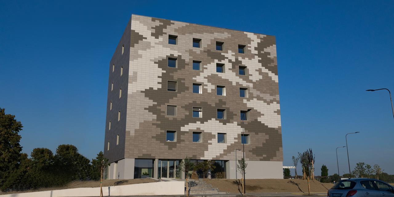 The Cube