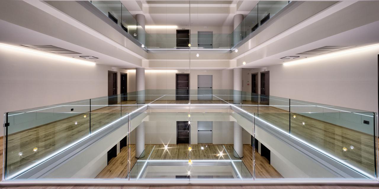 Hotel The Cube